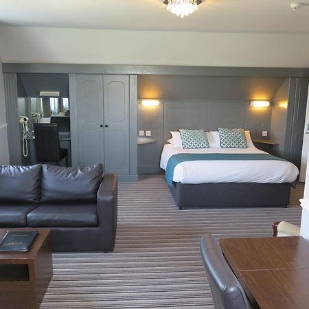Oyster Fleet Hotel Canvey Island المظهر الخارجي الصورة