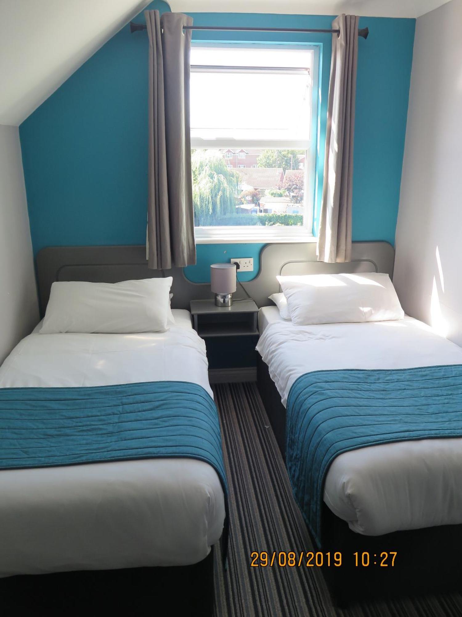 Oyster Fleet Hotel Canvey Island المظهر الخارجي الصورة