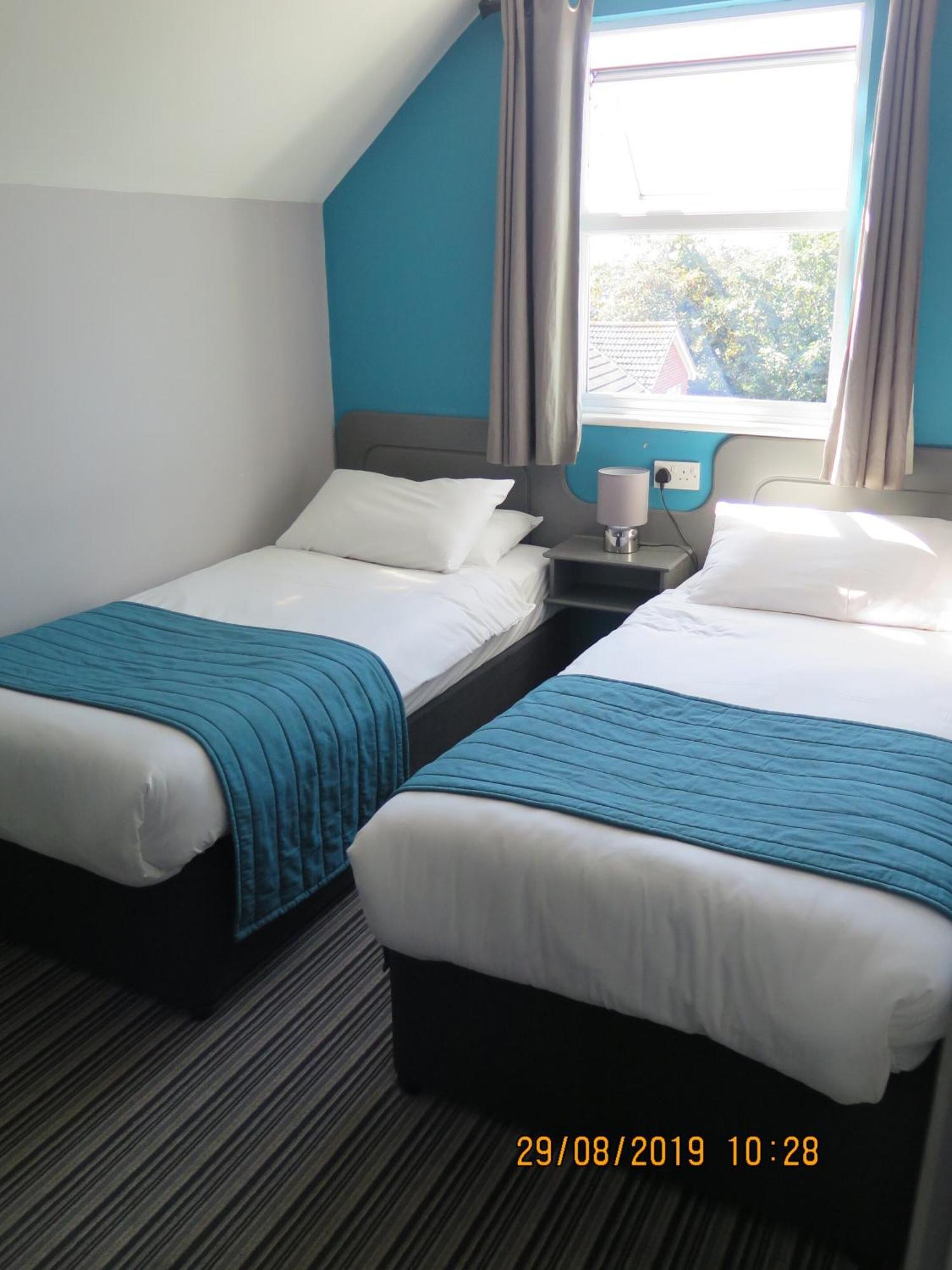 Oyster Fleet Hotel Canvey Island المظهر الخارجي الصورة