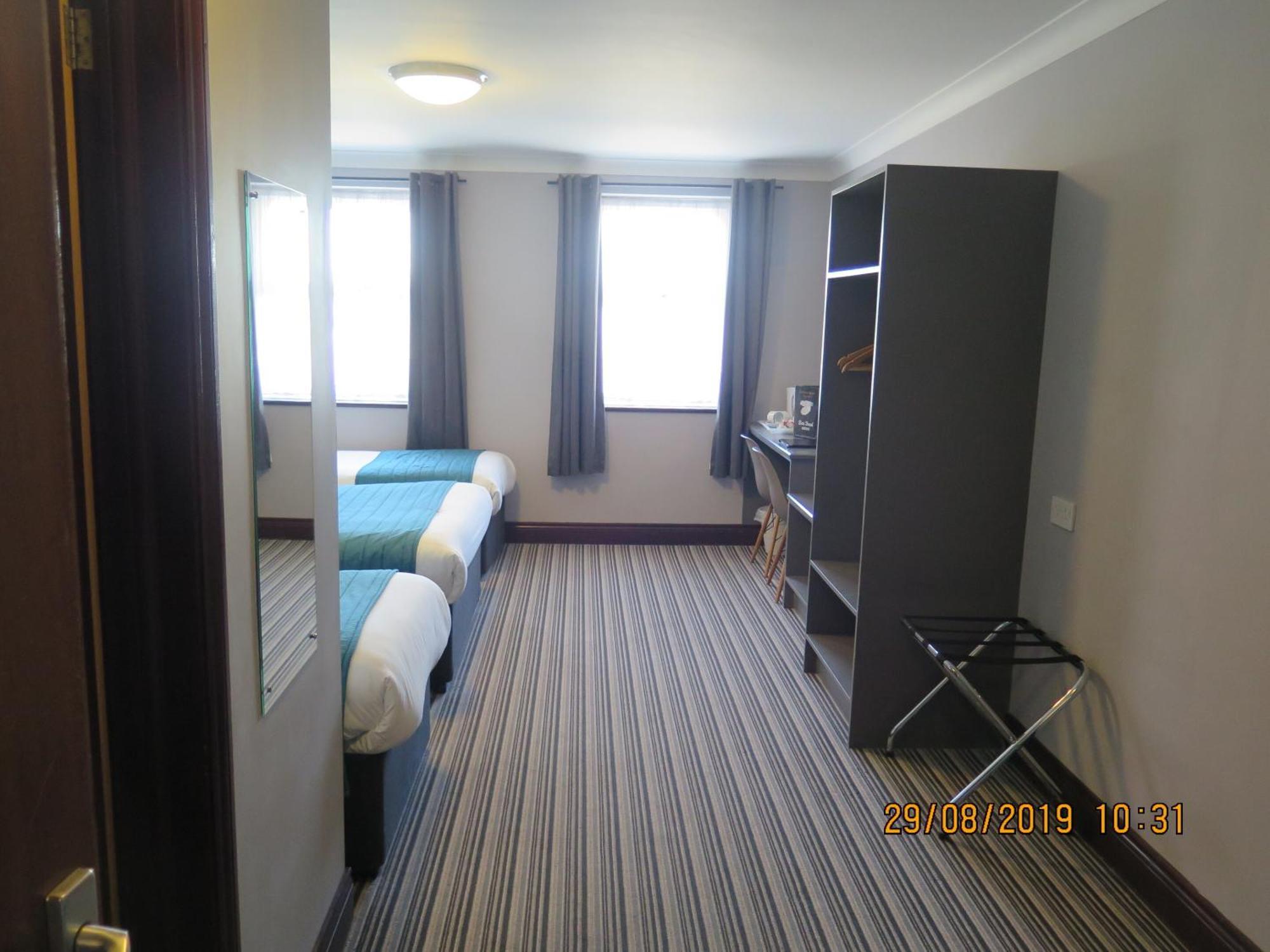 Oyster Fleet Hotel Canvey Island المظهر الخارجي الصورة