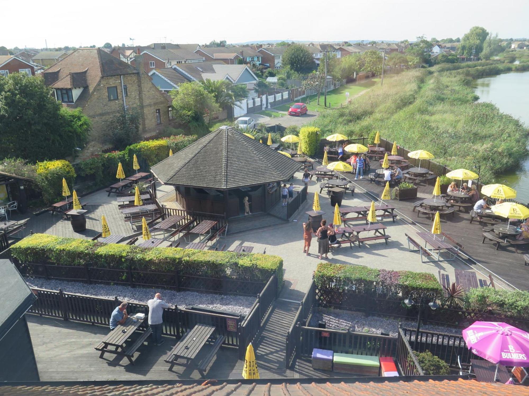 Oyster Fleet Hotel Canvey Island المظهر الخارجي الصورة